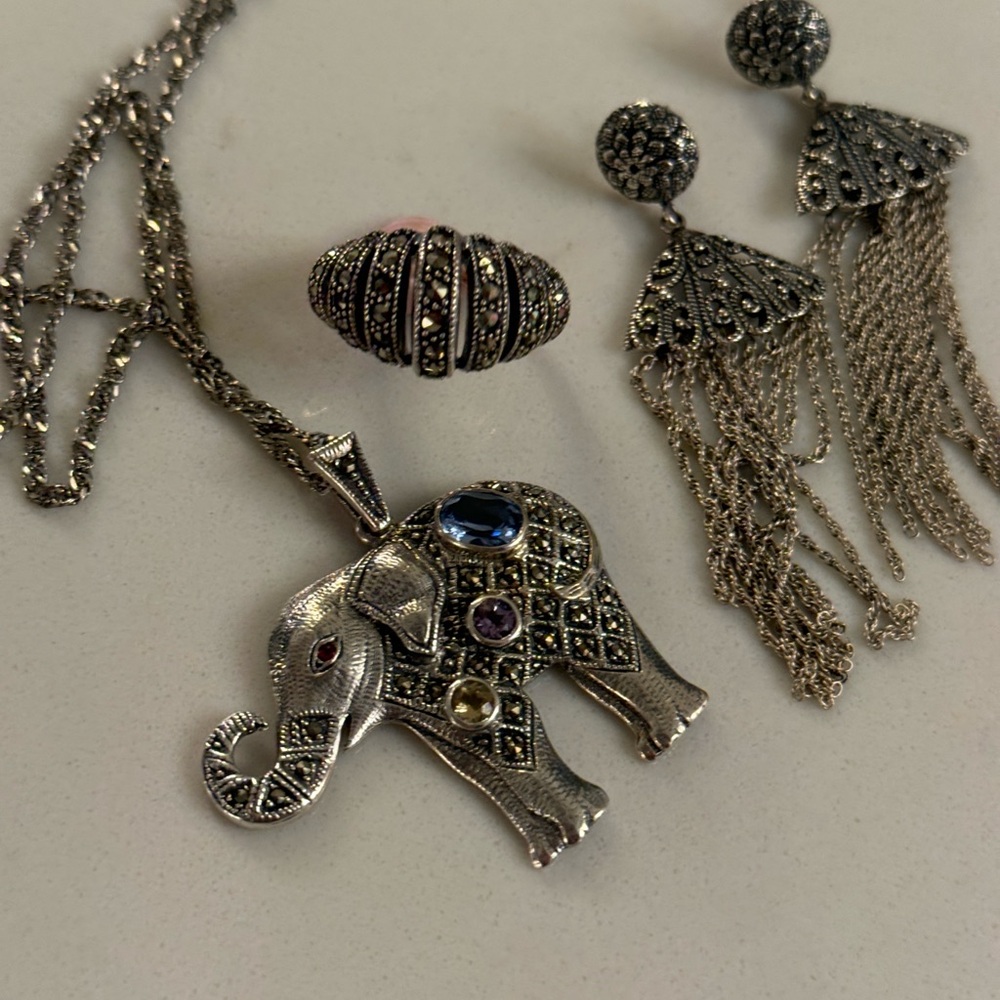 Sterling Silver Marcasite Gemstone Jewelry Set - Elephant Pendant, Ring, Earring - Picture 2 of 12